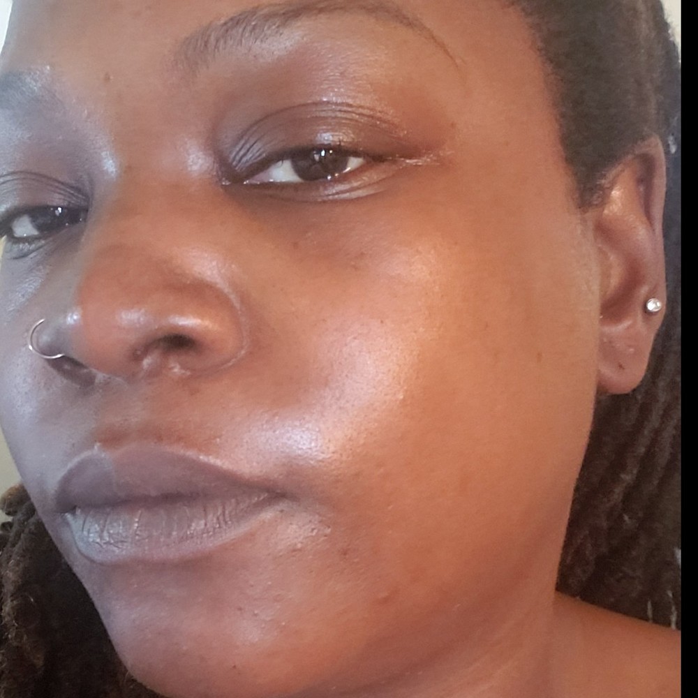 Meet your Posher, Amia